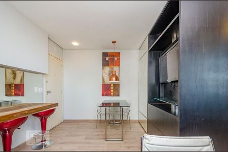 Sala de kitnet/studio para alugar com 1 quarto, 45m² em Estoril, Belo Horizonte