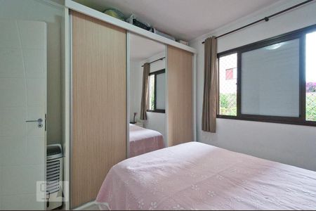Quarto 1 de apartamento para alugar com 3 quartos, 64m² em Jardim Itapemirim, São Paulo