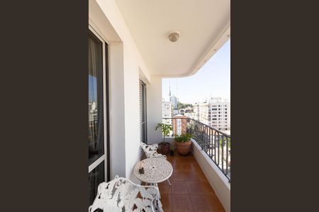 Varanda de apartamento à venda com 3 quartos, 135m² em Sumaré, São Paulo