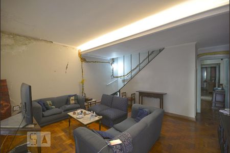 Sala de casa à venda com 3 quartos, 185m² em Vila Monumento, São Paulo