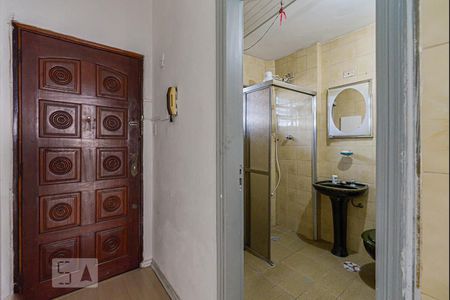 Studio para alugar com 42m², 1 quarto e sem vaga Studio para alugar com 42m², 1 quarto e sem vagaEntrada