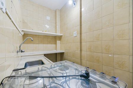 Studio para alugar com 42m², 1 quarto e sem vaga Studio para alugar com 42m², 1 quarto e sem vagaCozinha