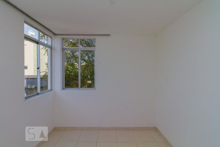 Quarto 2 de apartamento para alugar com 2 quartos, 60m² em Coqueiros, Florianópolis