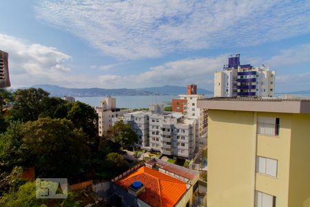 Vista do Quarto 1 de apartamento para alugar com 2 quartos, 60m² em Coqueiros, Florianópolis