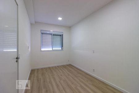 Quarto de apartamento para alugar com 1 quarto, 44m² em Jardim Tupanci, Barueri