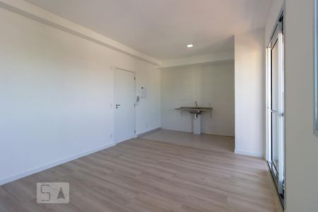 Sala de apartamento para alugar com 1 quarto, 44m² em Jardim Tupanci, Barueri