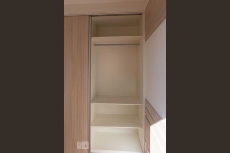 Quarto 1 de apartamento para alugar com 2 quartos, 42m² em Bom Retiro, São Paulo