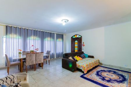 Sala de casa para alugar com 3 quartos, 250m² em Vila São Pedro, Guarulhos