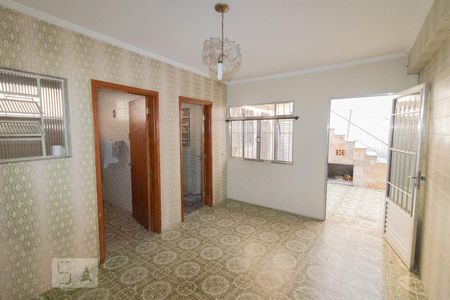Sala 2 de casa à venda com 3 quartos, 320m² em Vila Arcadia, São Paulo