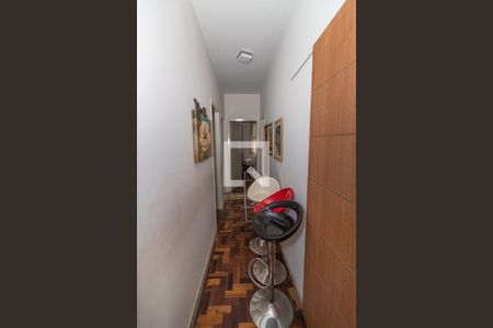 Corredor de apartamento à venda com 2 quartos, 168m² em Sarandi, Porto Alegre