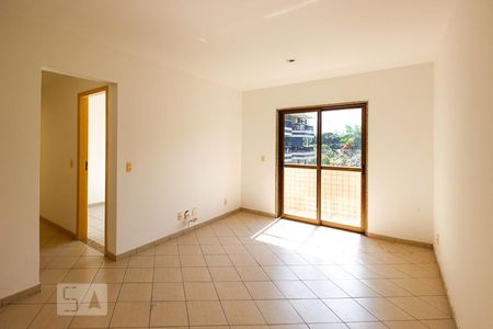 Sala de apartamento à venda com 2 quartos, 64m² em Vargem Pequena, Rio de Janeiro