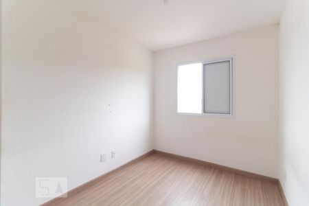 Quarto 1 de apartamento à venda com 2 quartos, 46m² em Vila Carmosina, São Paulo
