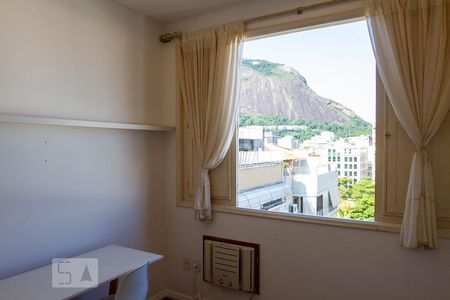 Quarto/Sala de apartamento para alugar com 1 quarto, 32m² em Jardim Botânico, Rio de Janeiro