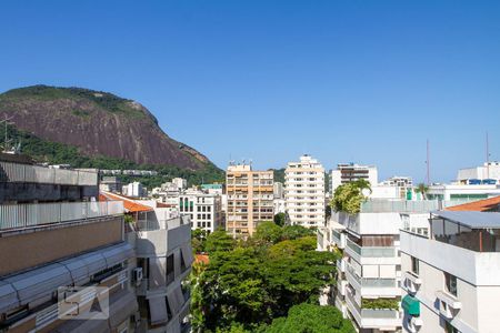 Vista do Quarto/Sala de apartamento para alugar com 1 quarto, 32m² em Jardim Botânico, Rio de Janeiro