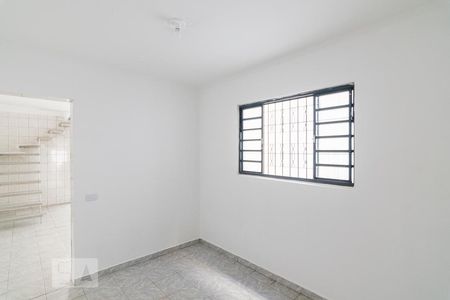 Sala de casa para alugar com 2 quartos, 70m² em Jardim Stella, Santo André