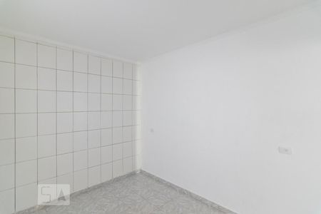 Sala de casa para alugar com 2 quartos, 70m² em Jardim Stella, Santo André