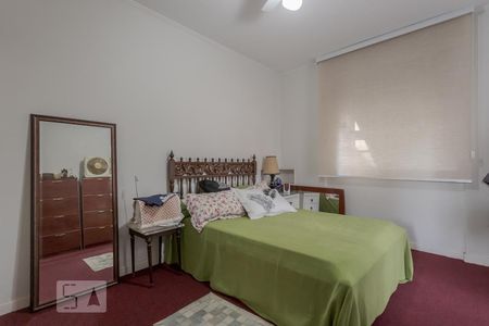 Quarto 1 de casa à venda com 3 quartos, 147m² em Auxiliadora, Porto Alegre