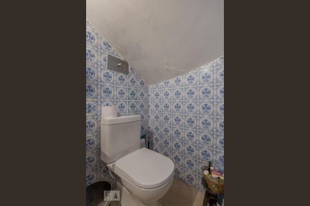 Lavabo de casa à venda com 3 quartos, 147m² em Auxiliadora, Porto Alegre