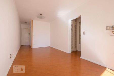 Sala de apartamento para alugar com 2 quartos, 70m² em Perdizes, São Paulo