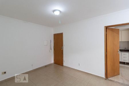 Sala de apartamento para alugar com 2 quartos, 58m² em Cerqueira César, São Paulo