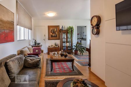 Sala  de apartamento para alugar com 2 quartos, 100m² em Santo Agostinho, Belo Horizonte