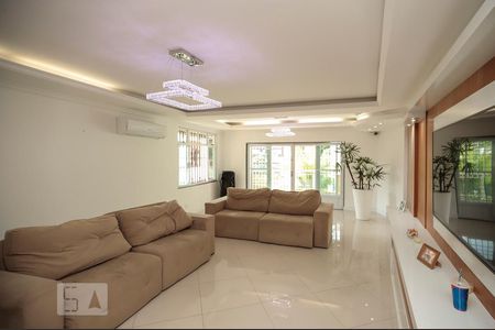 Sala de casa à venda com 4 quartos, 380m² em Méier, Rio de Janeiro