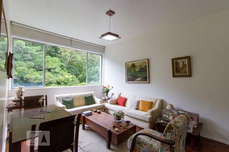 Sala de apartamento para alugar com 3 quartos, 85m² em Cosme Velho, Rio de Janeiro