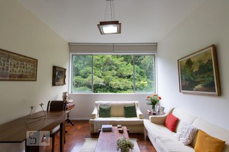 Sala de apartamento para alugar com 3 quartos, 85m² em Cosme Velho, Rio de Janeiro