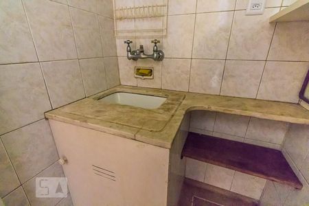 Cozinha de kitnet/studio para alugar com 1 quarto, 37m² em República, São Paulo