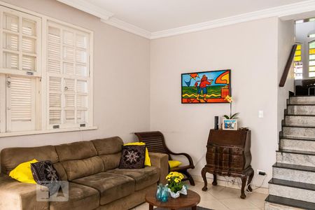 Sala 2 de casa à venda com 4 quartos, 150m² em Ouro Preto, Belo Horizonte