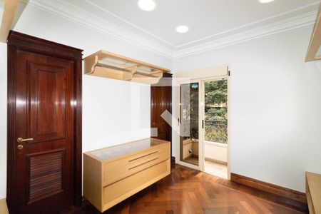 Apartamento para alugar com 336m², 4 quartos e 5 vagas Apartamento para alugar com 336m², 4 quartos e 5 vagasQuarto 2