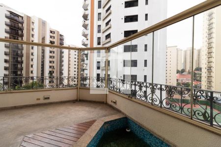 Apartamento para alugar com 336m², 4 quartos e 5 vagas Apartamento para alugar com 336m², 4 quartos e 5 vagasÁrea comum