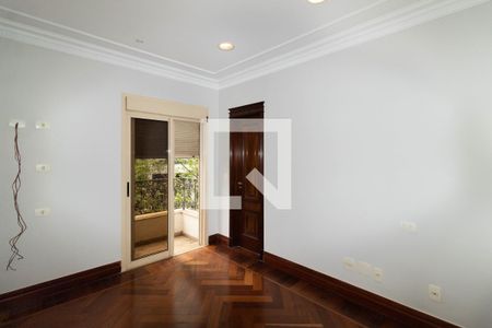 Apartamento para alugar com 336m², 4 quartos e 5 vagas Apartamento para alugar com 336m², 4 quartos e 5 vagasQuarto 2