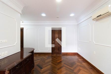 Apartamento para alugar com 336m², 4 quartos e 5 vagas Apartamento para alugar com 336m², 4 quartos e 5 vagasQuarto 3