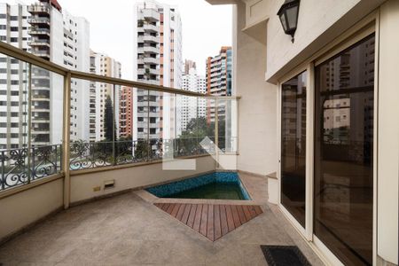 Apartamento para alugar com 336m², 4 quartos e 5 vagas Apartamento para alugar com 336m², 4 quartos e 5 vagasÁrea comum