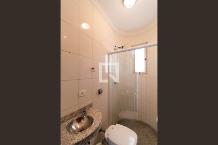 Apartamento para alugar com 336m², 4 quartos e 5 vagas Apartamento para alugar com 336m², 4 quartos e 5 vagasBanheiro