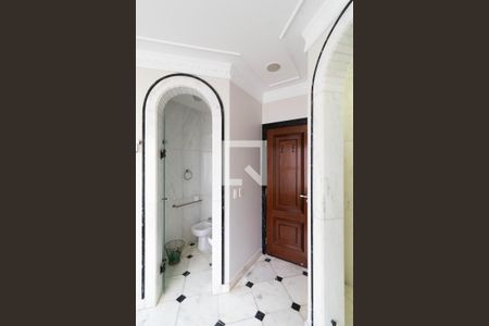 Apartamento para alugar com 336m², 4 quartos e 5 vagas Apartamento para alugar com 336m², 4 quartos e 5 vagasBanheiro