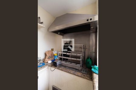 Apartamento para alugar com 336m², 4 quartos e 5 vagas Apartamento para alugar com 336m², 4 quartos e 5 vagasÁrea comum - Churrasqueira