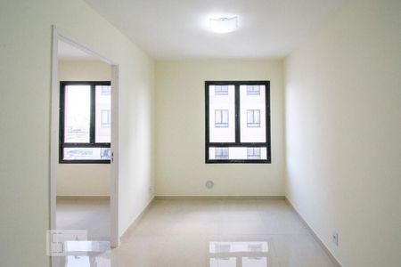 Sala de apartamento à venda com 2 quartos, 37m² em Presidente Altino, Osasco