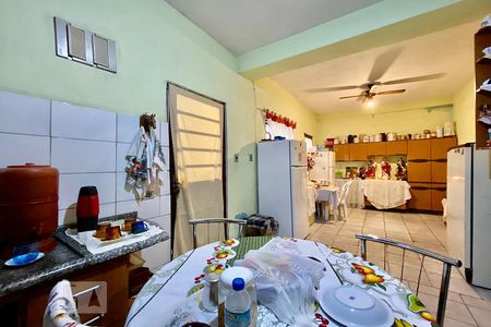 Cozinha de casa à venda com 3 quartos, 300m² em Vila Araguaia, São Paulo