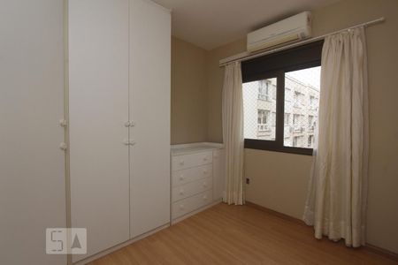 QUARTO 1 de apartamento à venda com 2 quartos, 65m² em São Geraldo, Porto Alegre