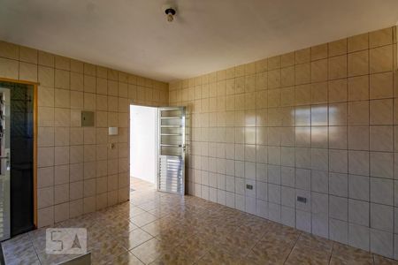 Cozinha de casa para alugar com 1 quarto, 200m² em Jardim Rosana, Guarulhos