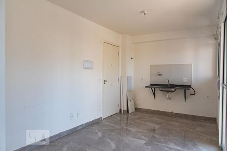 Sala de kitnet/studio para alugar com 1 quarto, 28m² em Sé, São Paulo