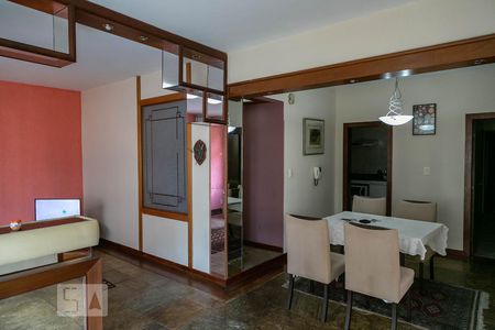 Sala de apartamento à venda com 4 quartos, 207m² em Sion, Belo Horizonte