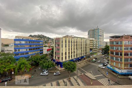 Vista Sala de apartamento à venda com 3 quartos, 96m² em Bonsucesso, Rio de Janeiro