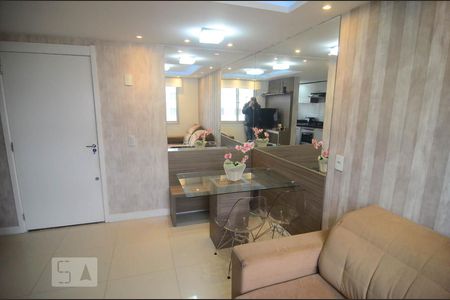 Sala de apartamento para alugar com 2 quartos, 43m² em Mato Grande, Canoas