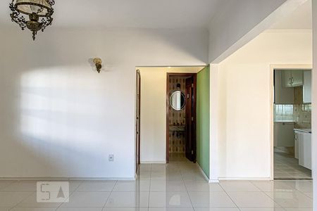 Sala de casa para alugar com 3 quartos, 290m² em Vila Madalena, Campinas