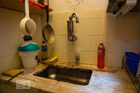 Cozinha de apartamento para alugar com 1 quarto, 30m² em Copacabana, Rio de Janeiro