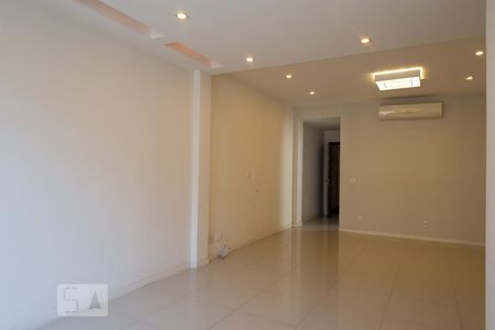 Sala de apartamento à venda com 3 quartos, 122m² em Copacabana, Rio de Janeiro