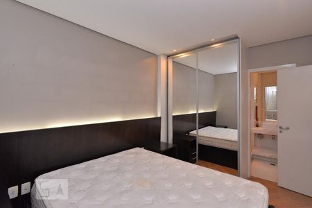 Suíte de apartamento para alugar com 1 quarto, 66m² em Vila Ipojuca, São Paulo